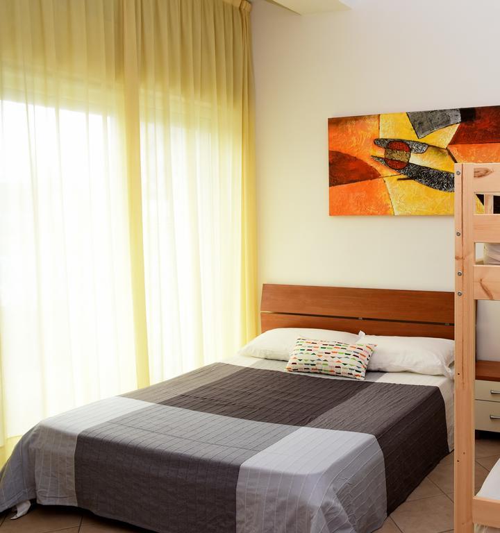 Residence Moderno Lido Di Savio Δωμάτιο φωτογραφία