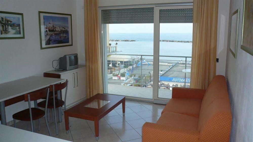 Residence Moderno Lido Di Savio Εξωτερικό φωτογραφία